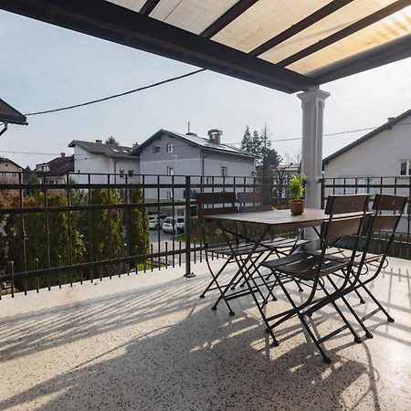 Vila Klara Apartments Ljubljana Buitenkant foto
