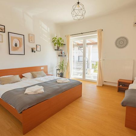 Vila Klara Apartments Ljubljana Buitenkant foto
