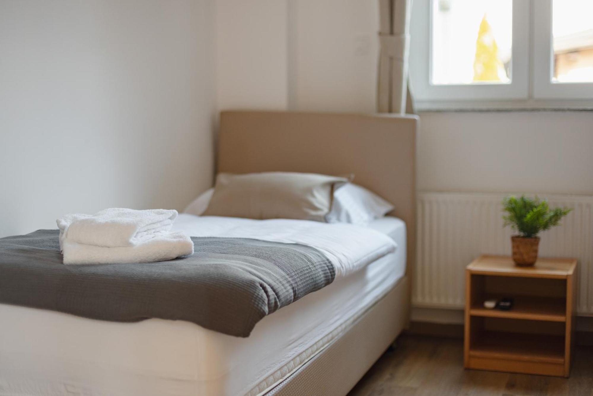 Vila Klara Apartments Ljubljana Buitenkant foto