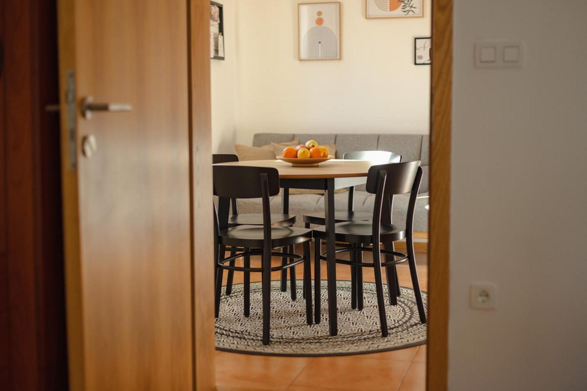 Vila Klara Apartments Ljubljana Buitenkant foto