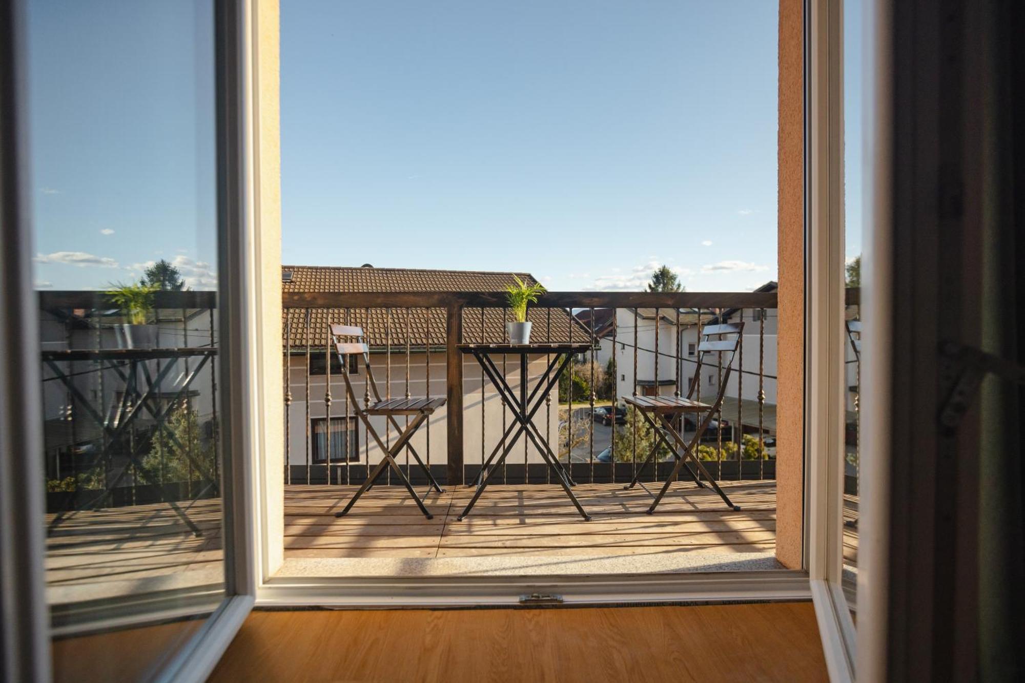 Vila Klara Apartments Ljubljana Buitenkant foto