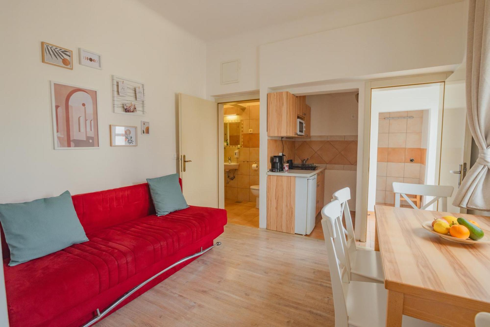 Vila Klara Apartments Ljubljana Buitenkant foto