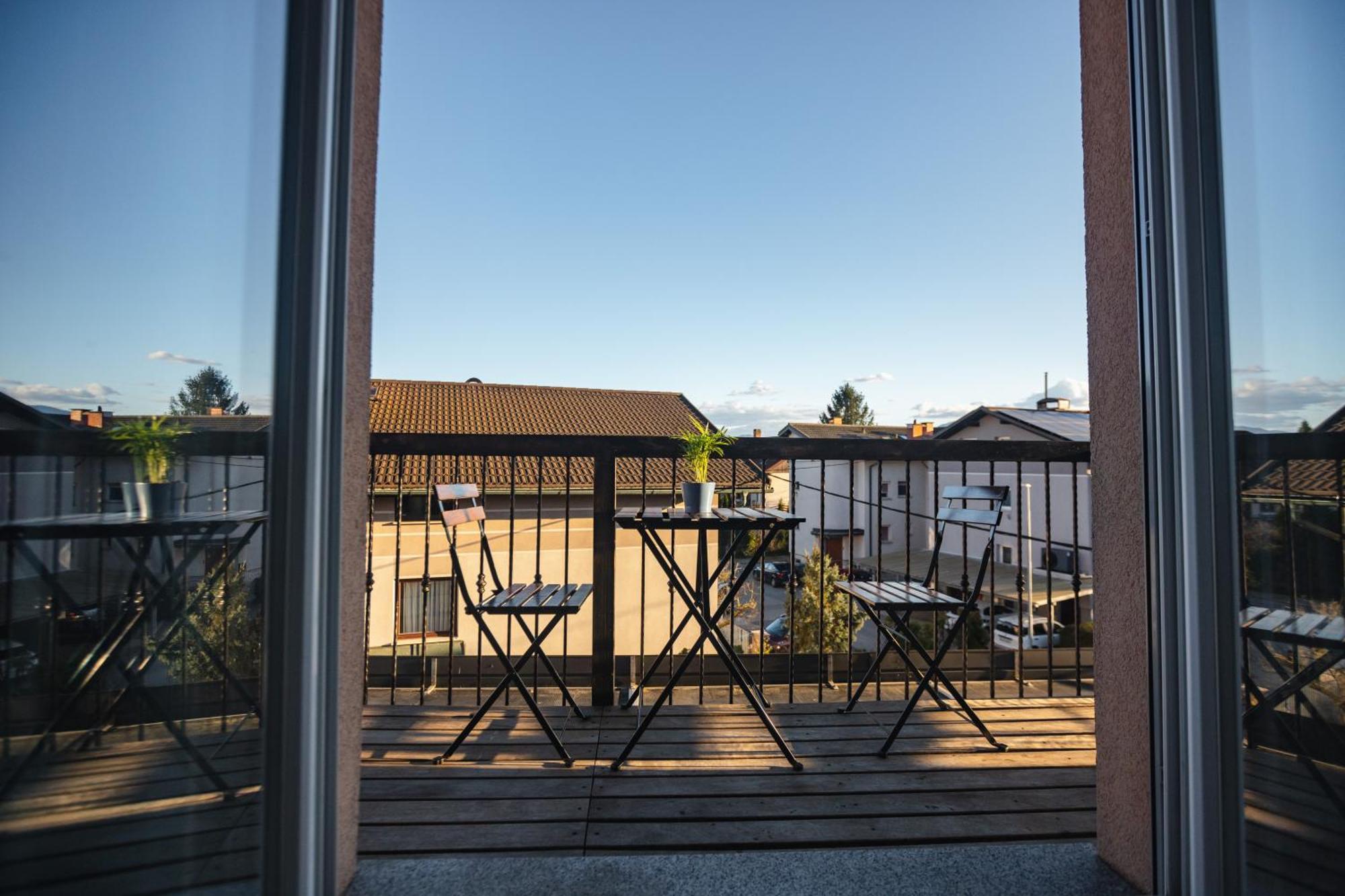 Vila Klara Apartments Ljubljana Buitenkant foto